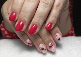 Valentýnské, vášnivé nehty – Gelové nehty fotogalerie – Nehty Ilona